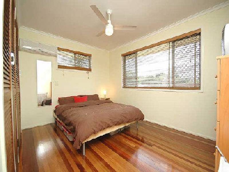 1 Melon Street, Mansfield QLD 4122