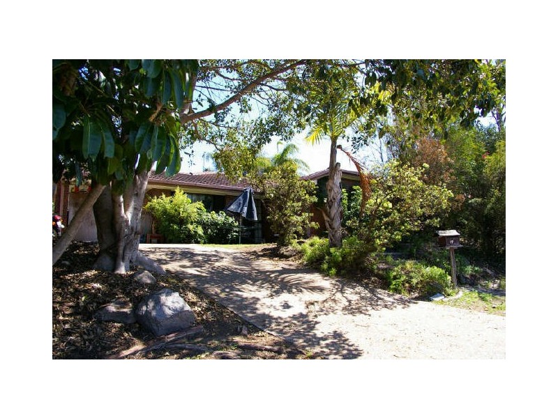 37 Ham Road, Mansfield QLD 4122