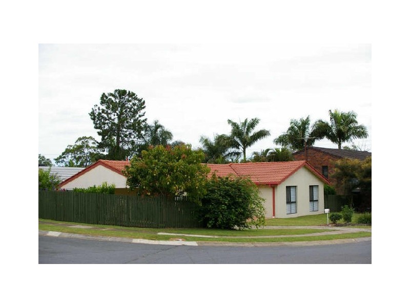 27 Winthrop Street, Wishart QLD 4122