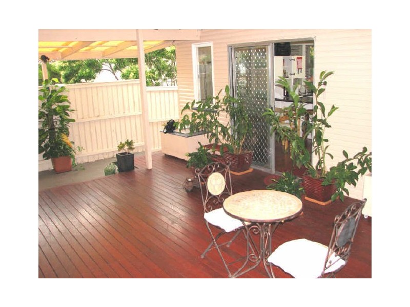 25 Invermore Street, Mount Gravatt East QLD 4122