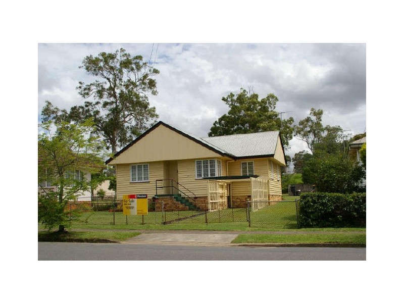 29 Broadwater Road, Mount Gravatt East QLD 4122