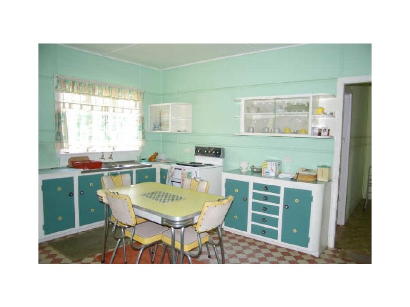 29 Broadwater Road, Mount Gravatt East QLD 4122