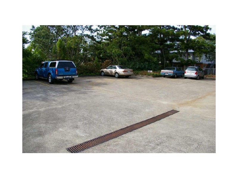530 Logan Road, Greenslopes QLD 4120