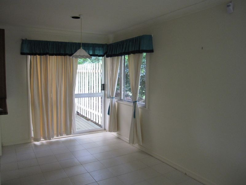 30 Crewe Street, Mount Gravatt QLD 4122