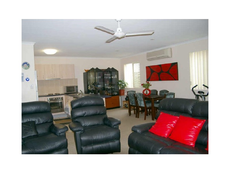 9/262 Cavendish Road, Coorparoo QLD 4151