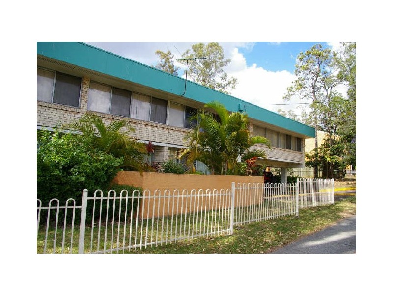 8/183 Nursery Road, Holland Park West QLD 4121