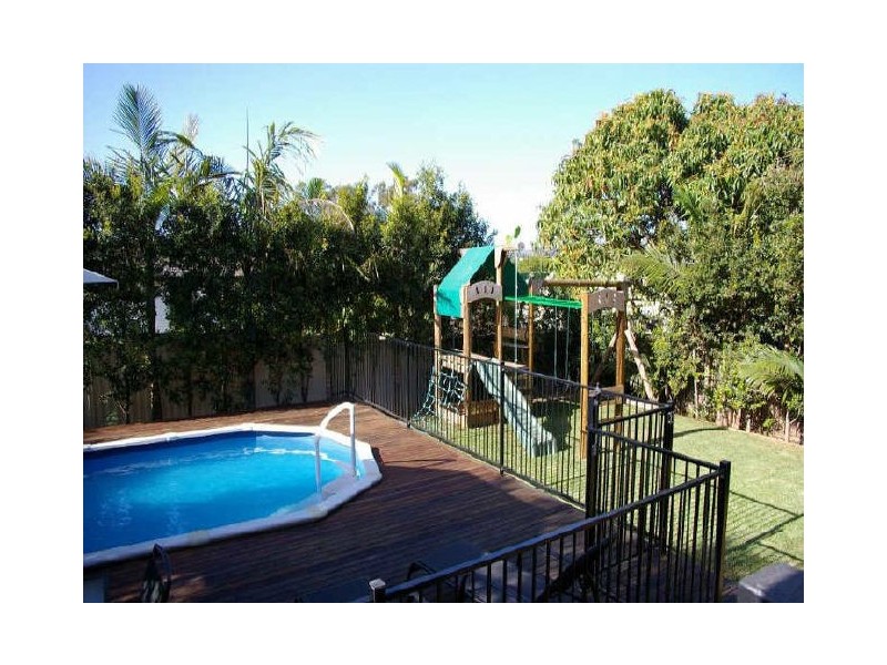 48 Denton Street, Wishart QLD 4122