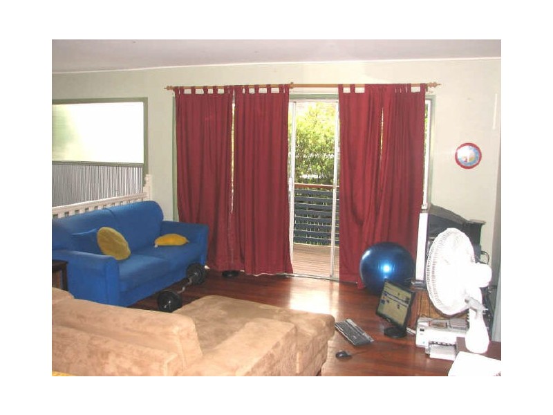 2 Chrysler Street, Mount Gravatt East QLD 4122