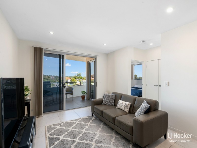 16/902 Logan Road, Holland Park West QLD 4121