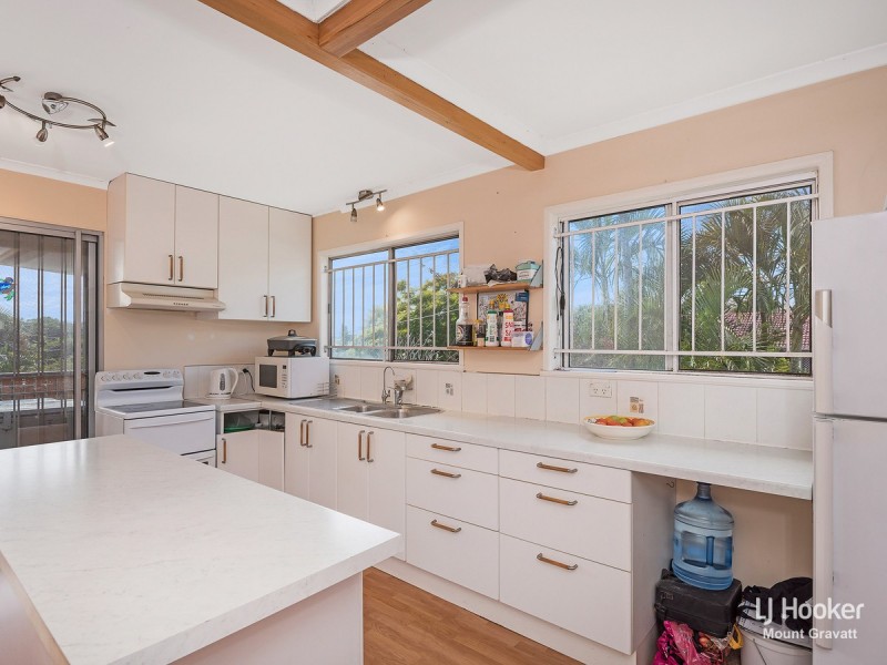 2 Damalis Street, Woodridge QLD 4114