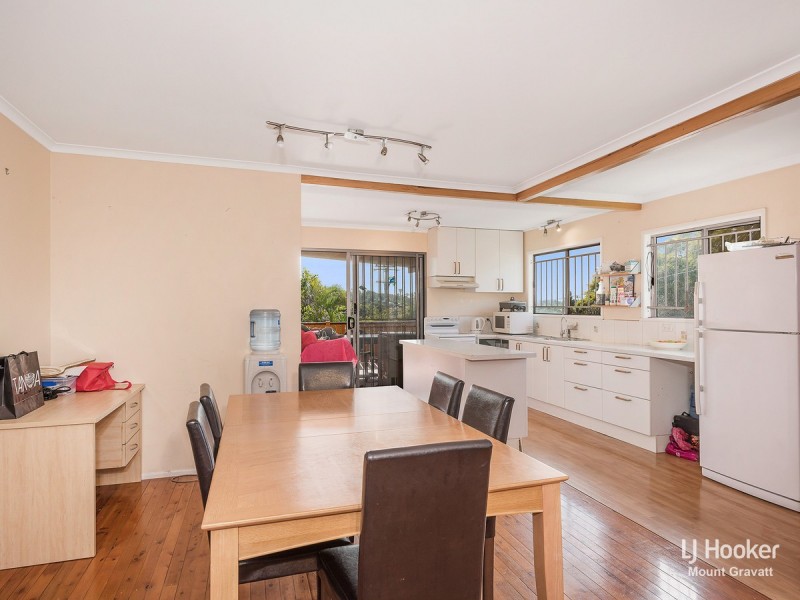 2 Damalis Street, Woodridge QLD 4114