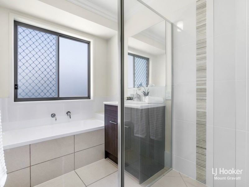 33 Wattle Place, Gumdale QLD 4154