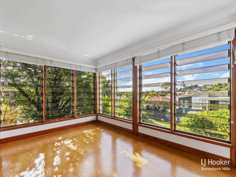 11 Pitcairn Street, Mount Gravatt QLD 4122