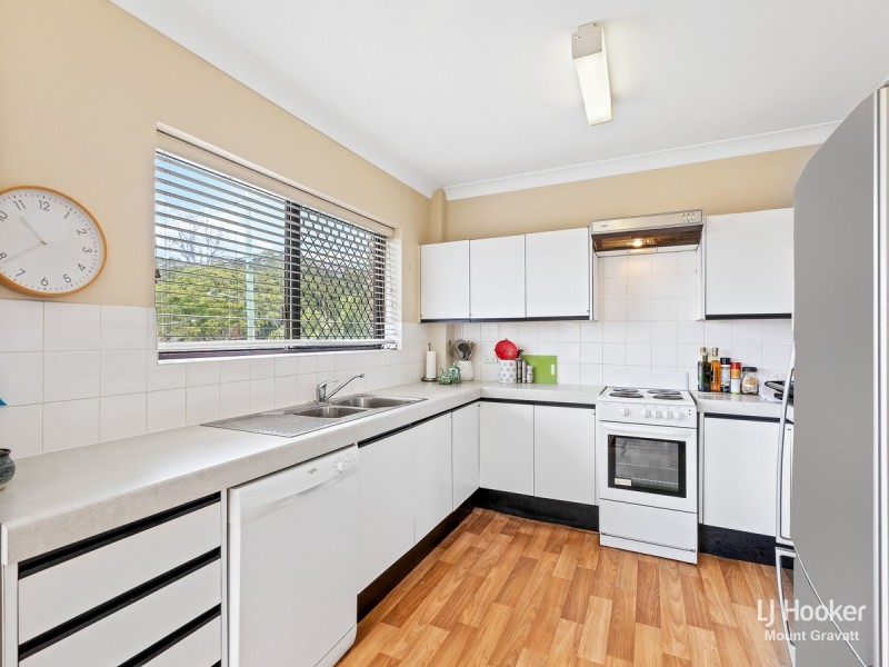 2/70 McLay Street, Coorparoo QLD 4151