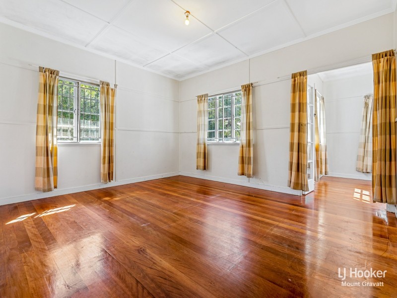 169 Broadwater Road, Mount Gravatt East QLD 4122