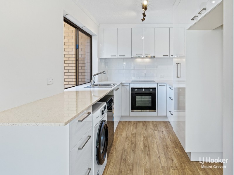 3/2 Raintree Street, Mansfield QLD 4122