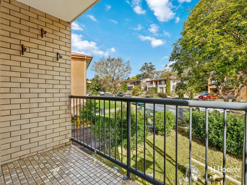 3/2 Raintree Street, Mansfield QLD 4122