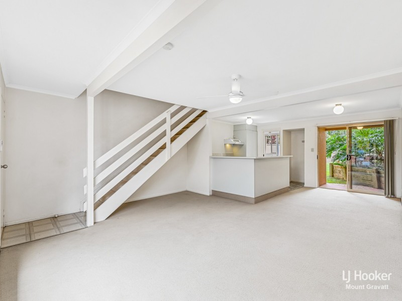 7/63 Olsen Avenue, Labrador QLD 4215