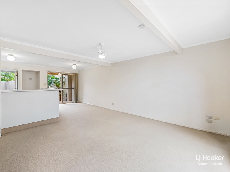 7/63 Olsen Avenue, Labrador QLD 4215