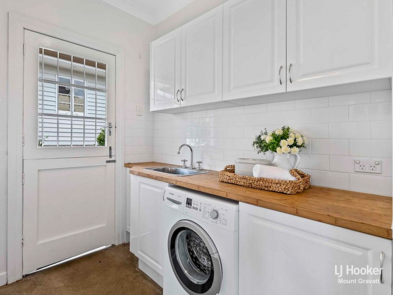 36 Balcha Street, Holland Park QLD 4121