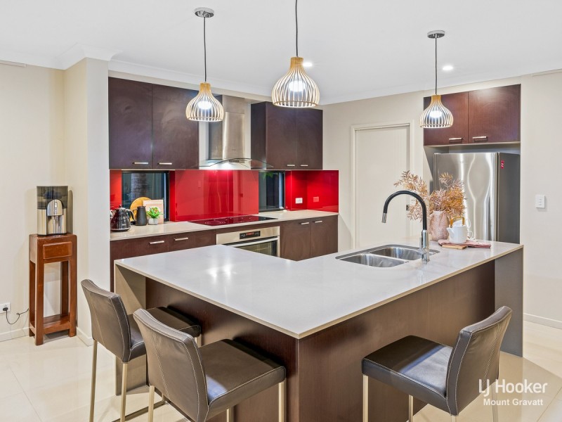 24 Curfew Street, Upper Mount Gravatt QLD 4122