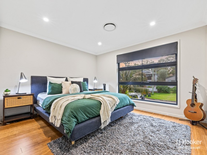 24 Curfew Street, Upper Mount Gravatt QLD 4122