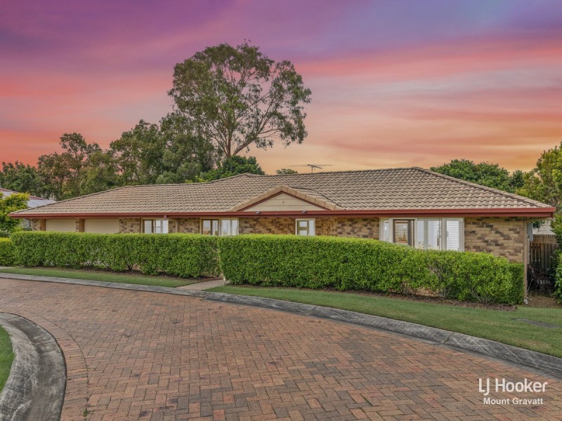 22 Greenland Street, Wishart QLD 4122