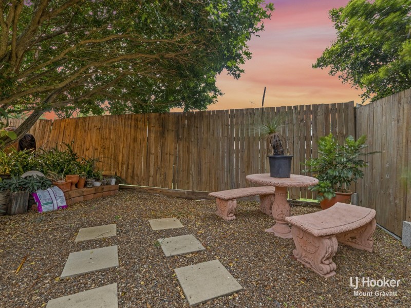 22 Greenland Street, Wishart QLD 4122