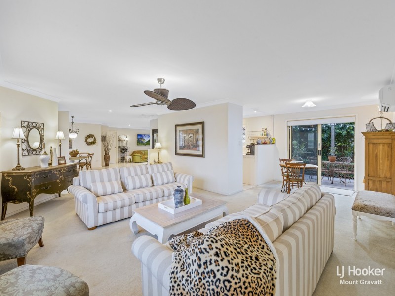 22 Greenland Street, Wishart QLD 4122