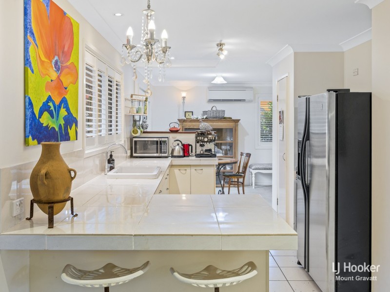 22 Greenland Street, Wishart QLD 4122