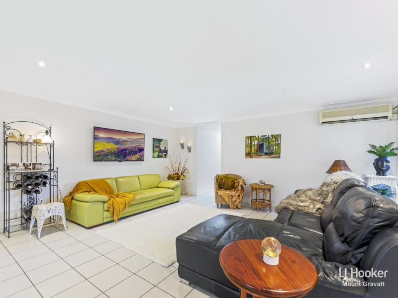 22 Greenland Street, Wishart QLD 4122