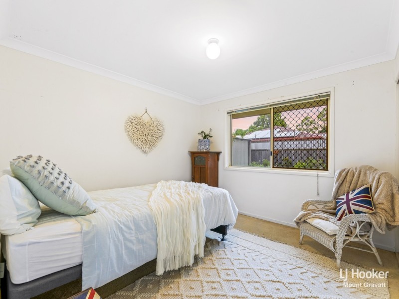 22 Greenland Street, Wishart QLD 4122