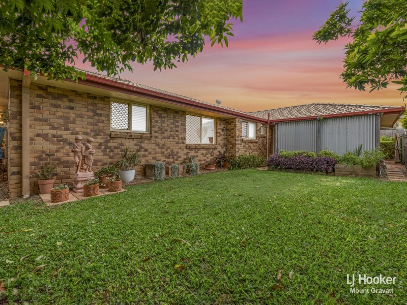 22 Greenland Street, Wishart QLD 4122