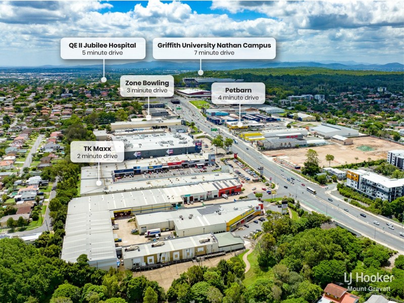 2 Parkway Street, Macgregor QLD 4109