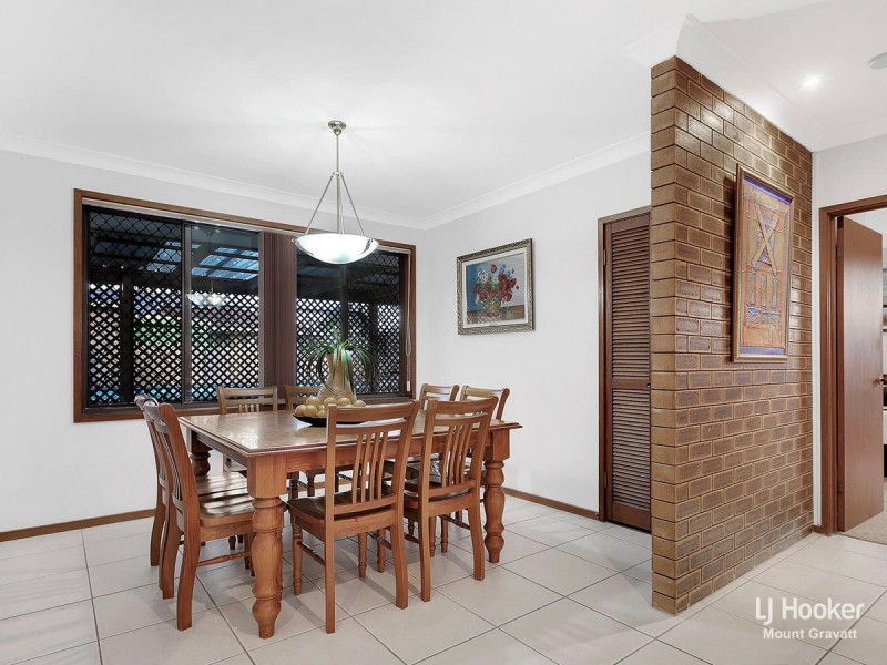 32 Dromos Street, Eight Mile Plains QLD 4113