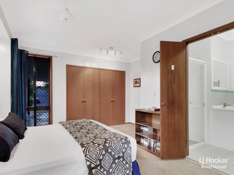 32 Dromos Street, Eight Mile Plains QLD 4113