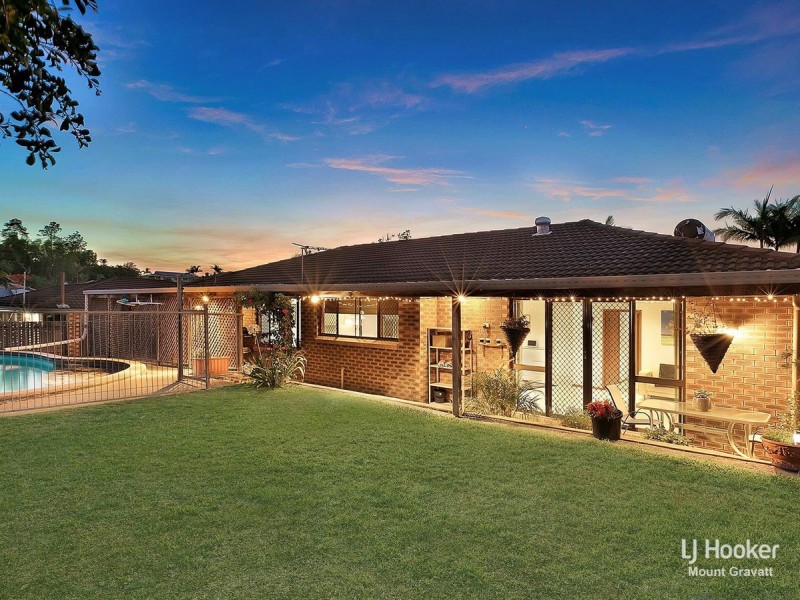 32 Dromos Street, Eight Mile Plains QLD 4113