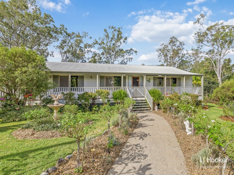 15 Laurel Court, Moores Pocket QLD 4305