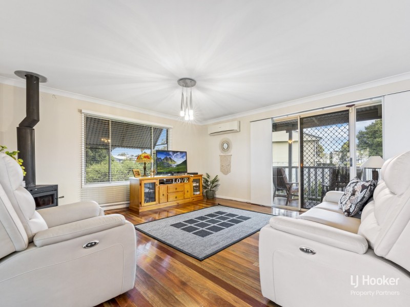 15 Laurel Court, Moores Pocket QLD 4305