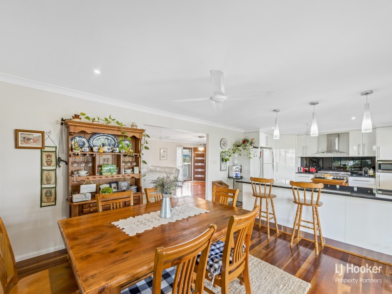 15 Laurel Court, Moores Pocket QLD 4305