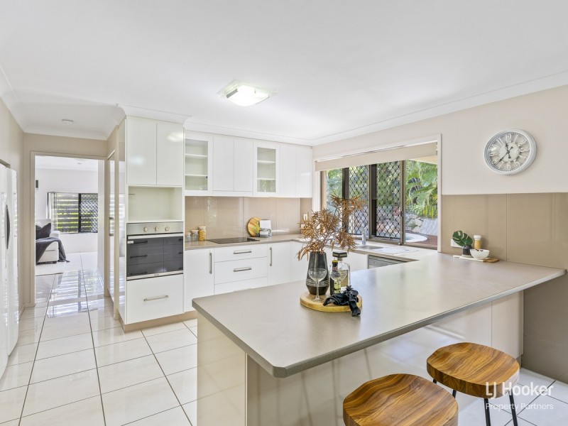 51 Coleman Crescent, Springwood QLD 4127