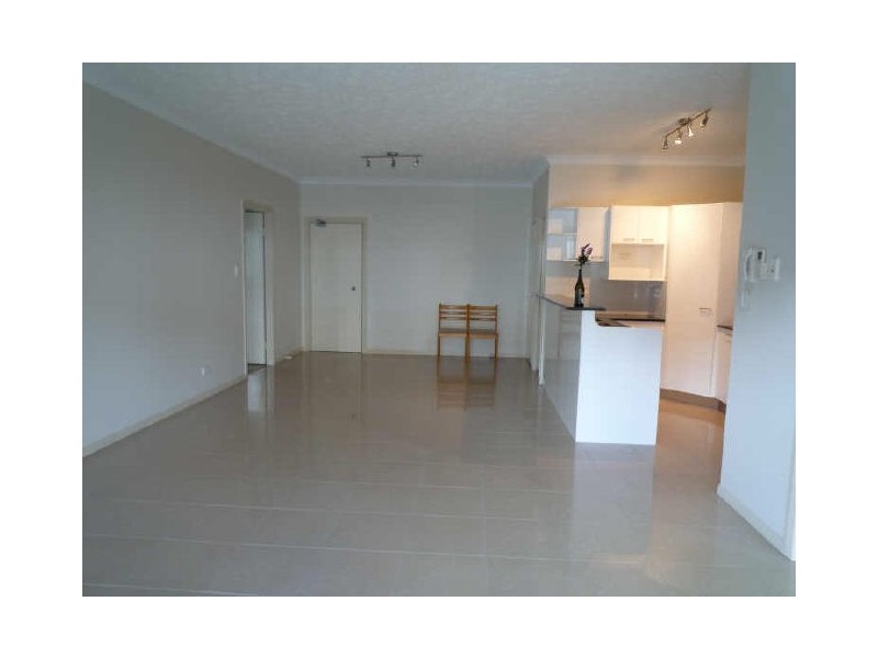 202/20 Sanders Street, Upper Mount Gravatt QLD 4122