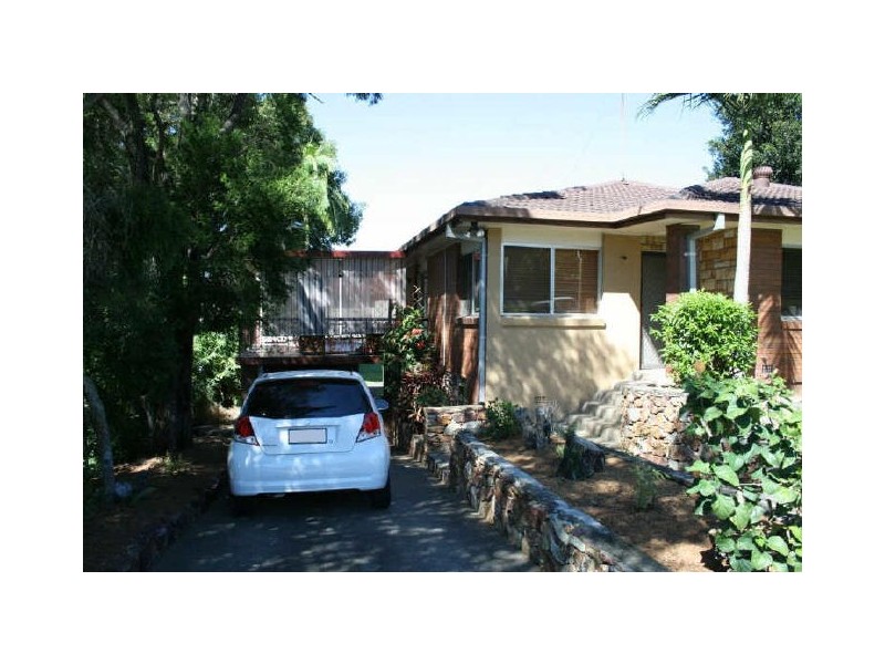 147 Nursery Road, Holland Park West QLD 4121