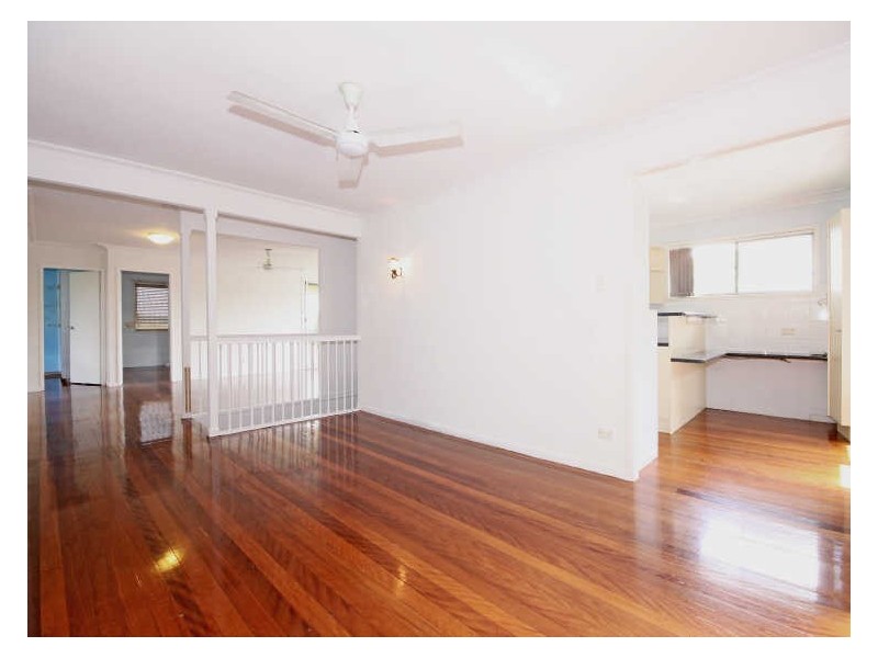 35 Crest St, Mount Gravatt East QLD 4122