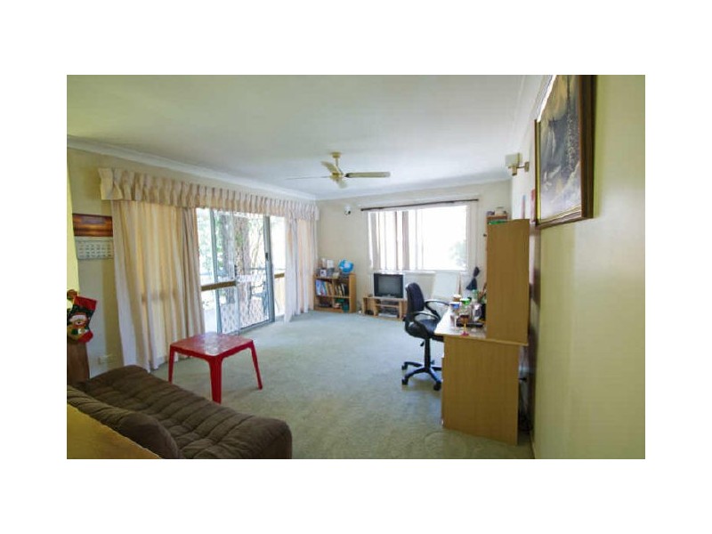 13 Mack Street, Wishart QLD 4122