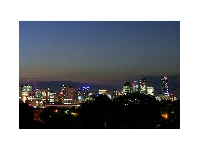 2/55 Douglas Street, Greenslopes QLD 4120