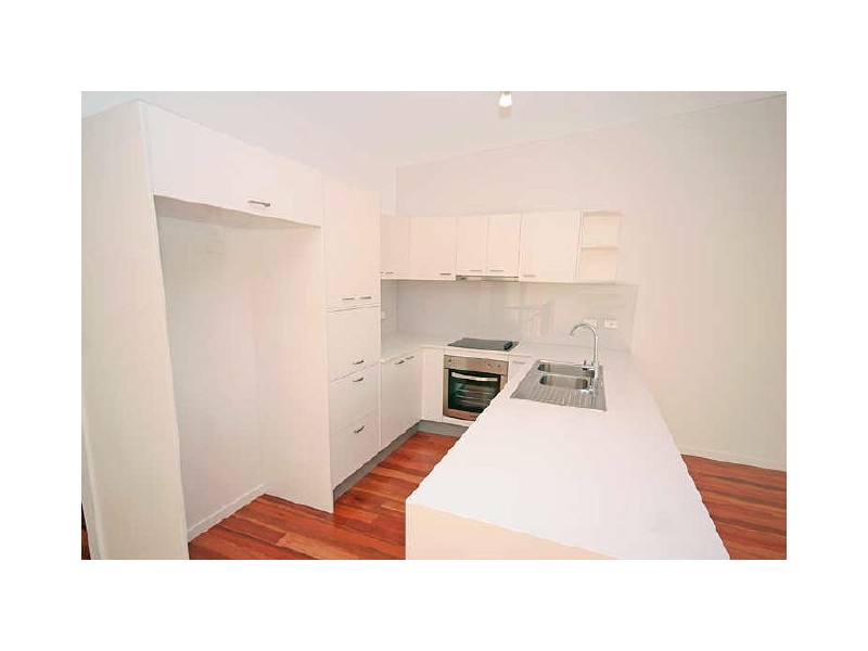 2/55 Douglas Street, Greenslopes QLD 4120