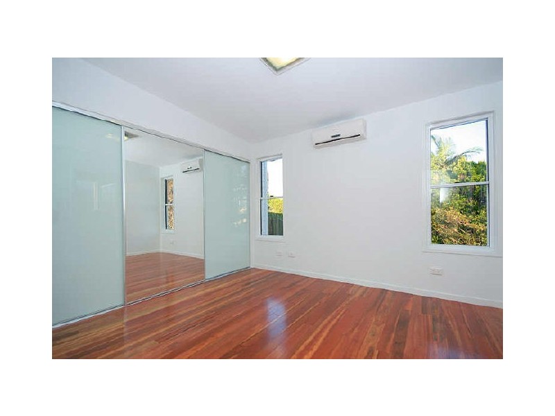 2/55 Douglas Street, Greenslopes QLD 4120