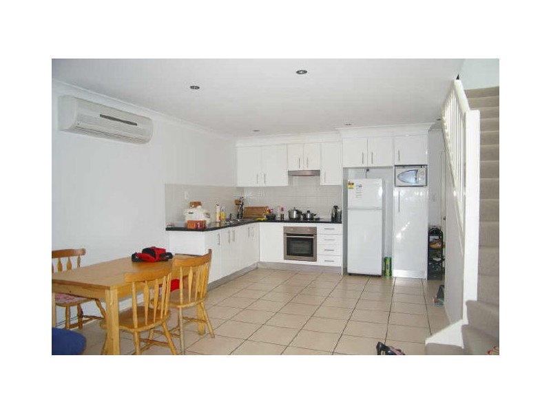 7/74 Creek Rd, Mount Gravatt East QLD 4122