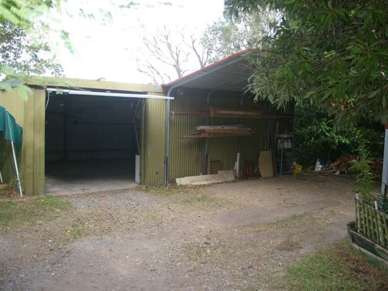 64 Crump Street, Holland Park West QLD 4121